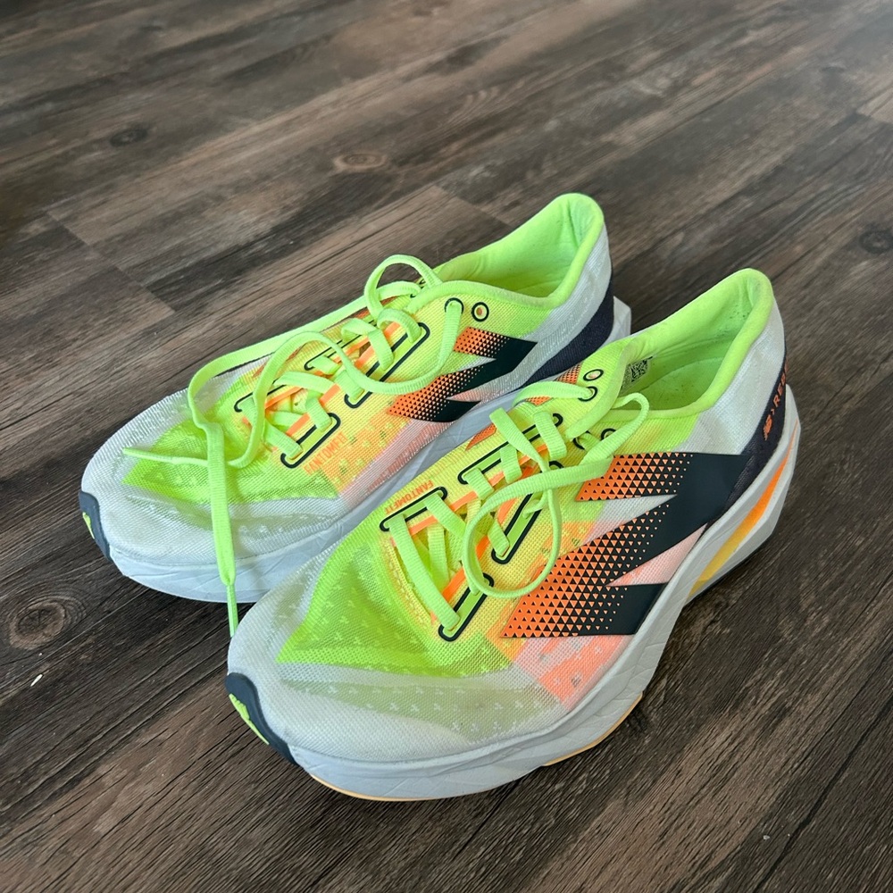 New Balance FuelCell Rebel v4